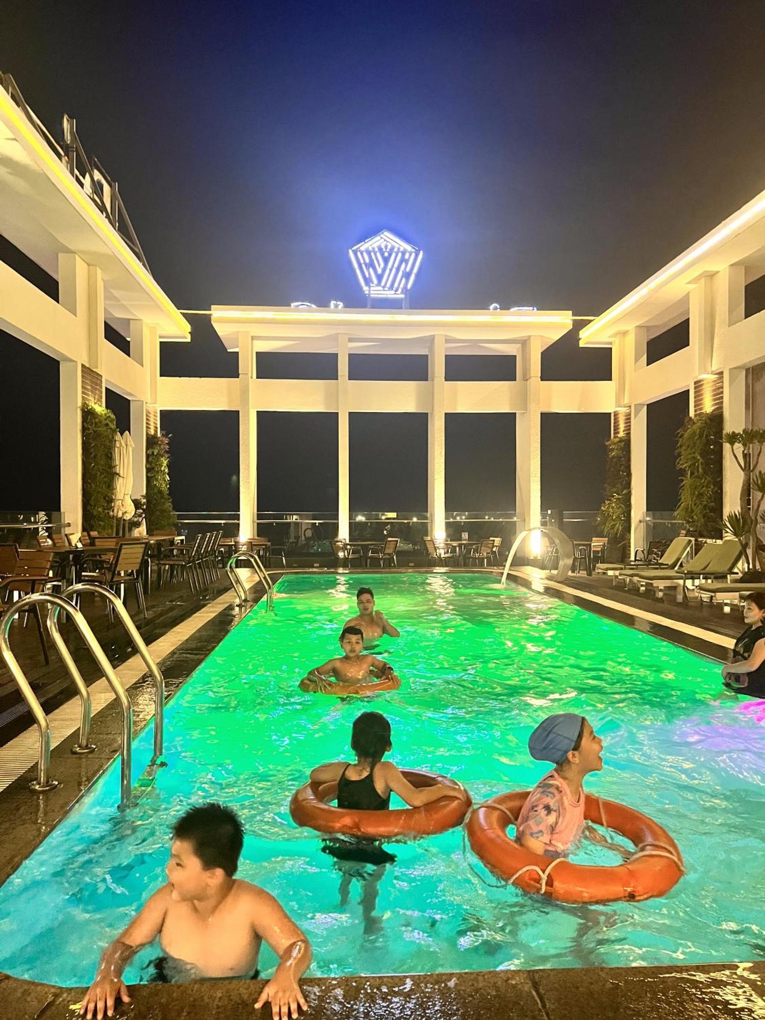 Diamond Sea Hotel Da Nang Exterior photo